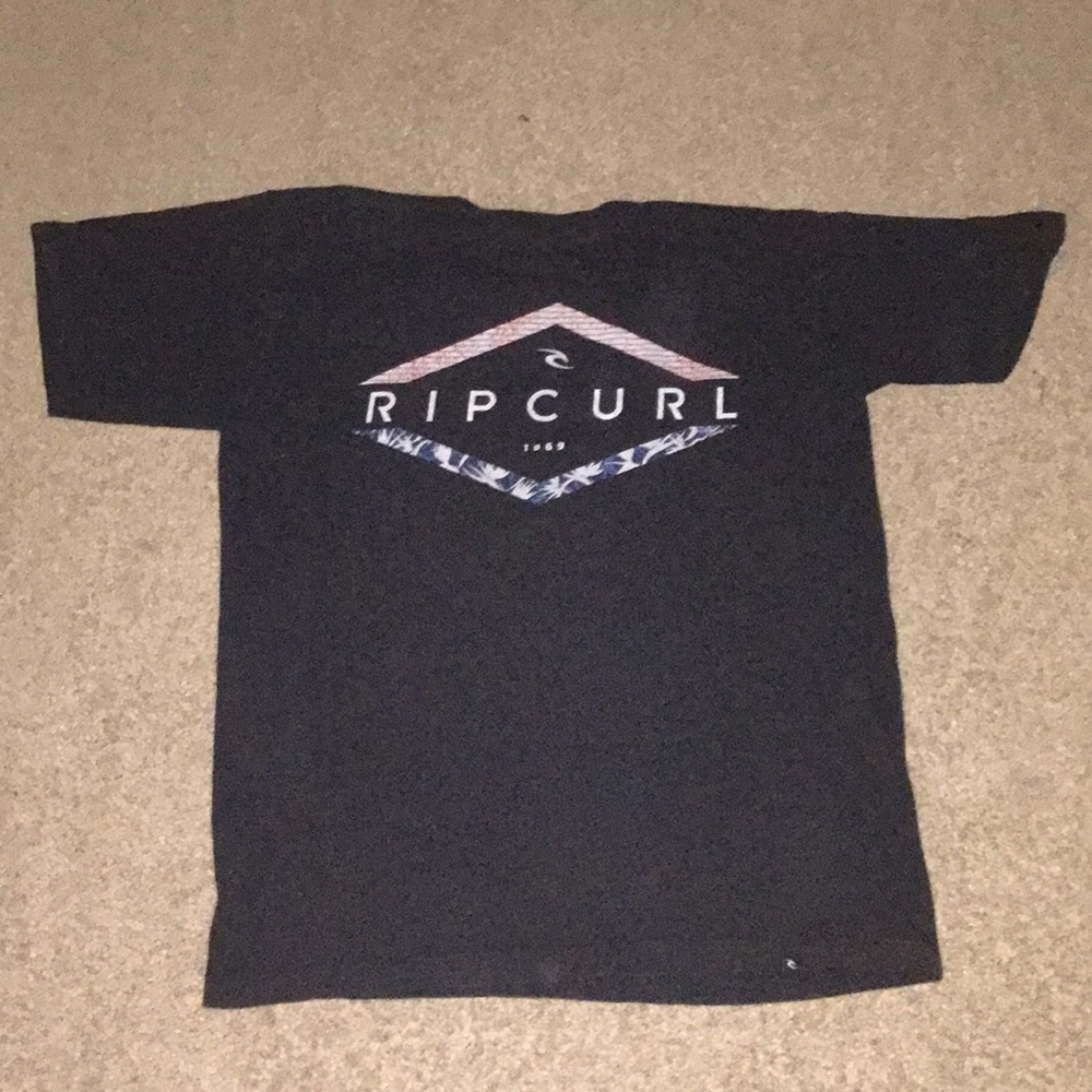 Ripcurl tee shirt